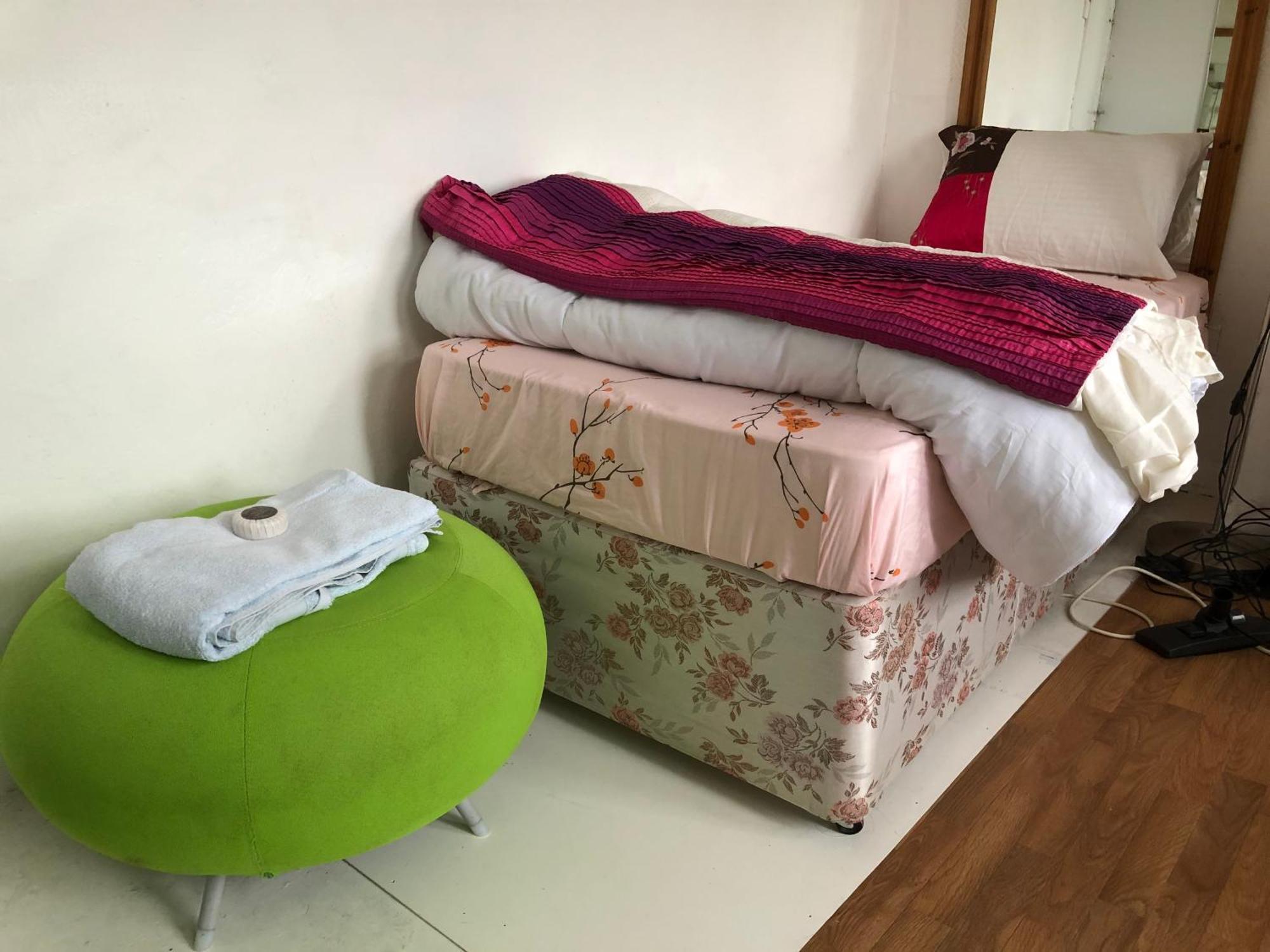 An Extra Large With Patio & Own Front Entrance Rotherham Rawmarsh