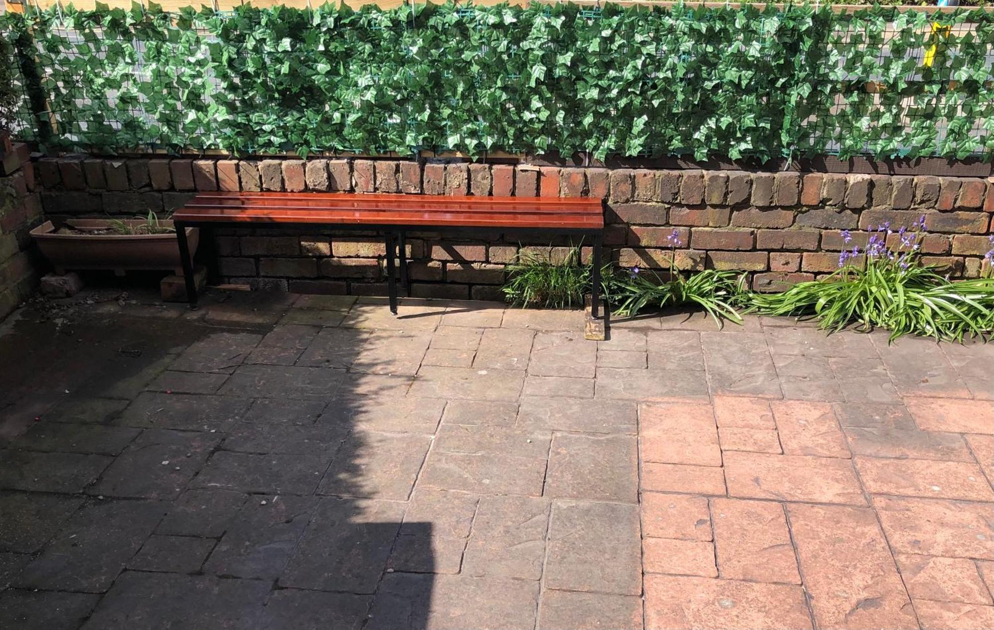 An Extra Large With Patio & Own Front Entrance Rotherham *